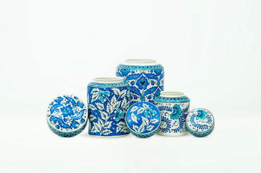 BLUE &amp; BLANC CUP SET WITH LID